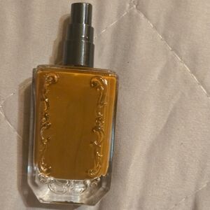 Radiant Glow Tan Foundation